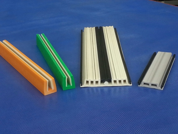 Co-extruded Flexible Plastic Seals Co-extruded Flexible Plastic Seals
